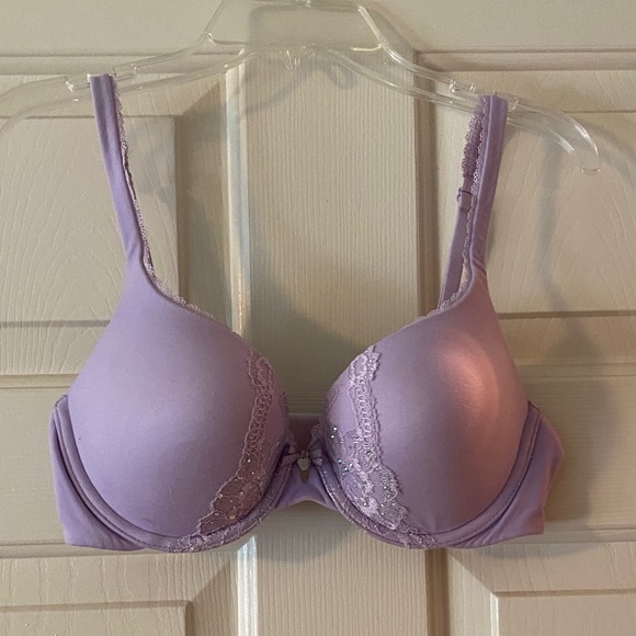 Victoria's Secret Other - Elegant Lavender Lace Bra